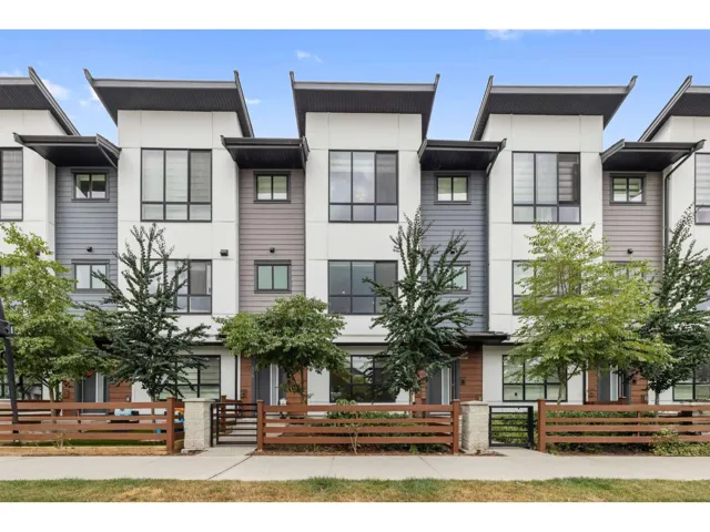 24 7177 194A STREET, Surrey, British Columbia V4N1N3