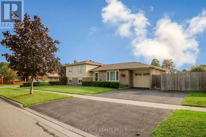 207 MICHAEL BOULEVARD, Whitby (Lynde Creek), Ontario L1N6B5
