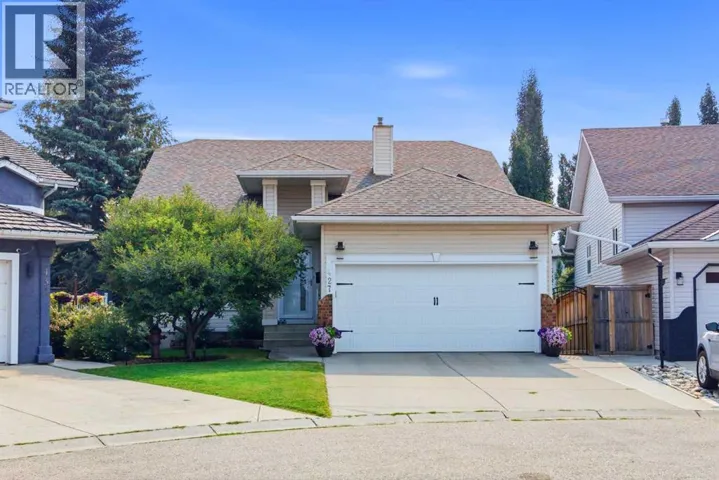 427 Douglas Ridge Mews SE, Calgary, Alberta T2Z2M4