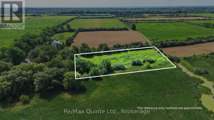214 PLEASANT BAY ROAD, Prince Edward County (Hillier Ward), Ontario K0K2J0