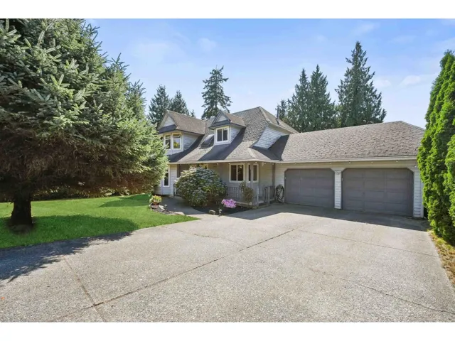 6083 181A STREET, Surrey, British Columbia V3S4M1