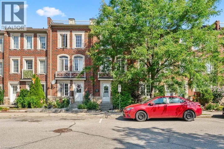 8 JIM BAIRD Mews, Toronto, Ontario M3L0C6