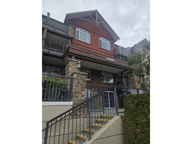 409 19939 55A AVENUE, Langley, British Columbia V3A3X4