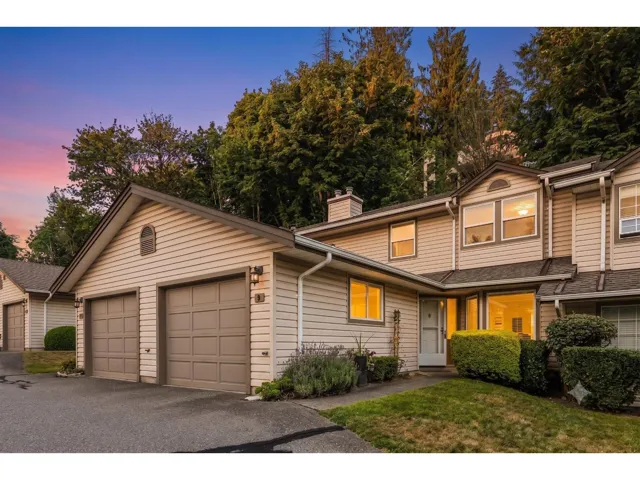 9 2803 MARBLE HILL DRIVE, Abbotsford, British Columbia V3G2Y4