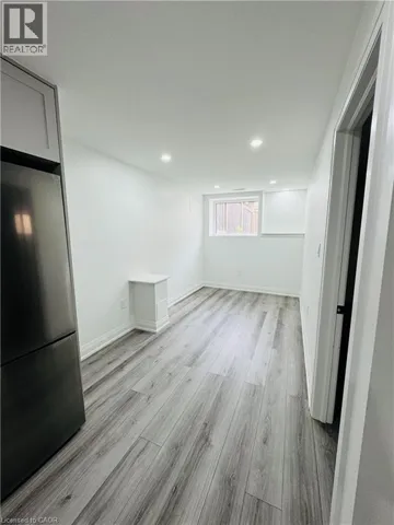 5450 BELLAGGIO Crescent Unit# BASEMENT, Mississauga, Ontario L5V0C6