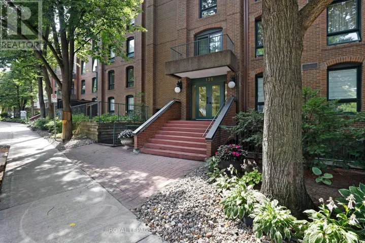 4 - 130 RIDEAU TERRACE, Ottawa, Ontario K1M0Z2