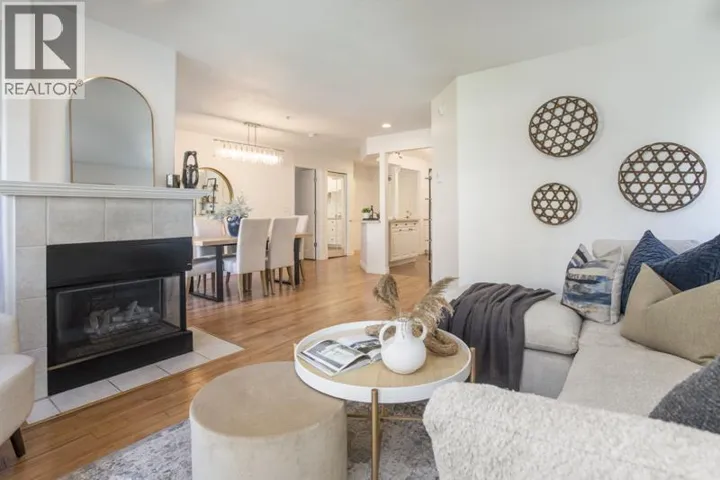 310 211 TWELFTH STREET STREET, New Westminster, British Columbia V3M4H4