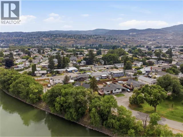 298 JUNIPER Avenue, Kamloops, British Columbia V2B1H7