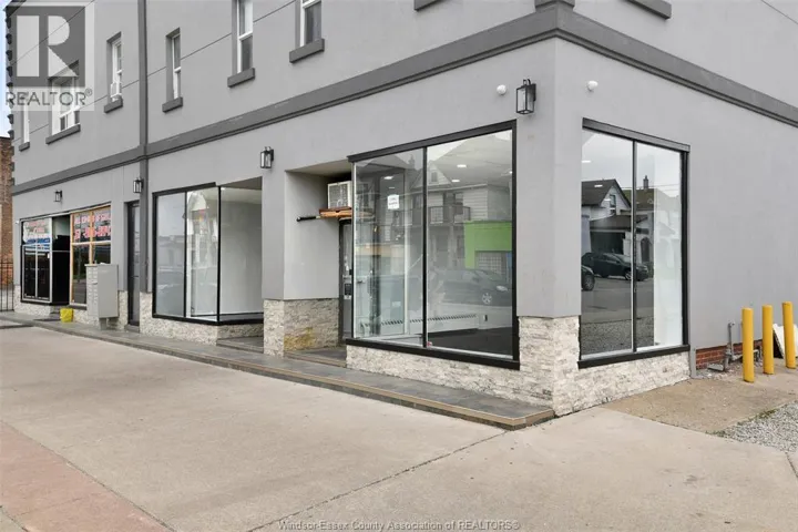 1194 WYANDOTTE STREET East, Windsor, Ontario N9A3K2
