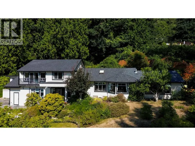 806 HUMMINGBIRD LANE, Bowen Island, British Columbia V0N1G1