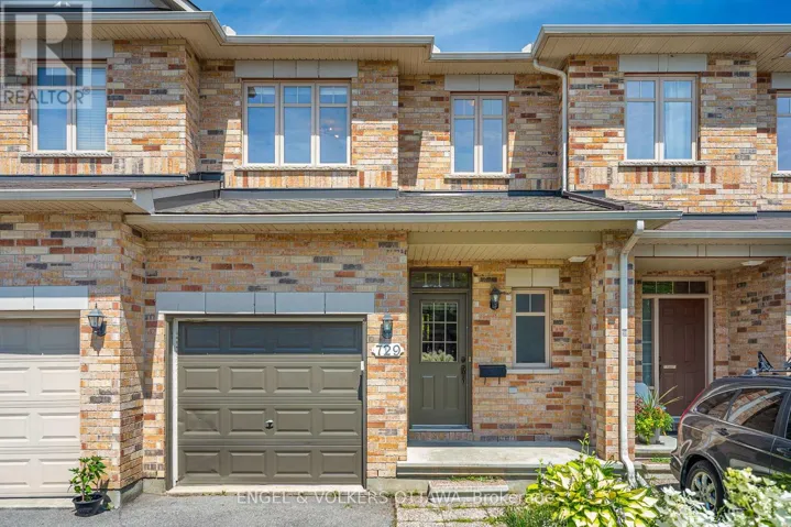 729 NAKINA WAY, Ottawa, Ontario K1V2H9