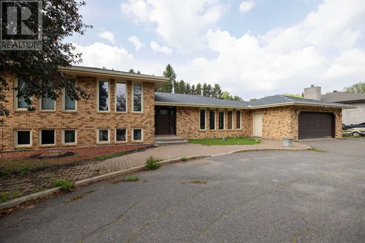2089 Otway ST, Thunder Bay, Ontario P7C4T9