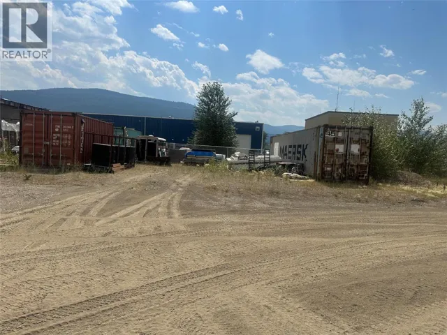 1811 SHUSWAP Avenue, Lumby, British Columbia V0E2G0