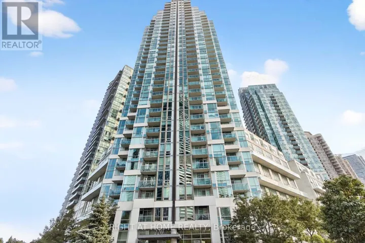 717 - 220 BURNHAMTHORPE ROAD W, Mississauga (City Centre), Ontario L5B4N4
