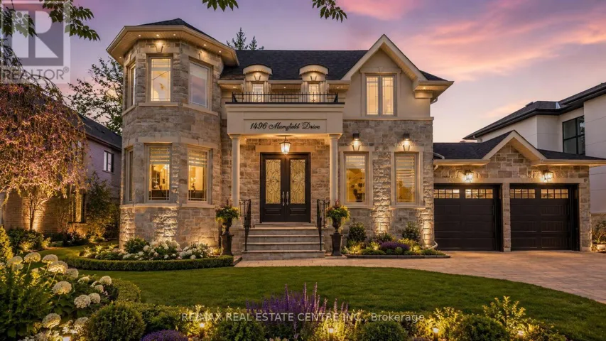 1496 MANSFIELD DRIVE, Oakville (CP College Park), Ontario L6H1K4