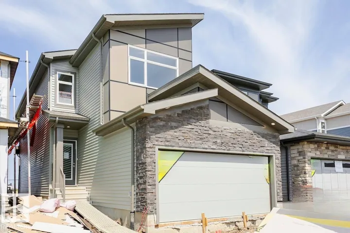 2815 62 ST SW, Edmonton, Alberta T6X3G4