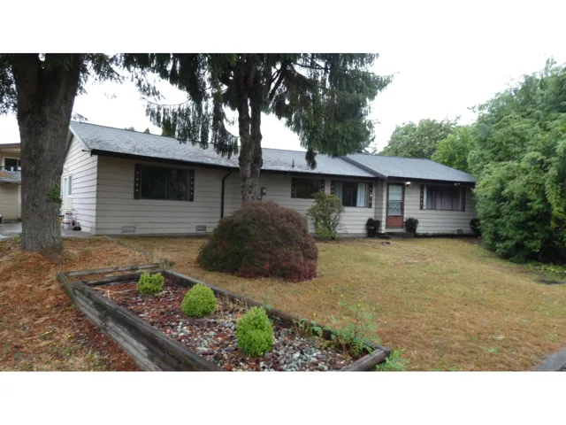 15225 FLAMINGO PLACE, Surrey, British Columbia V3R6T6