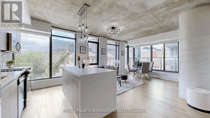314 - 111 BATHURST STREET, Toronto (Waterfront Communities), Ontario M5V0M9
