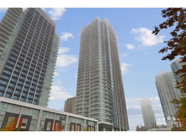 303 10448 UNIVERSITY DRIVE, Surrey, British Columbia V3T0S7