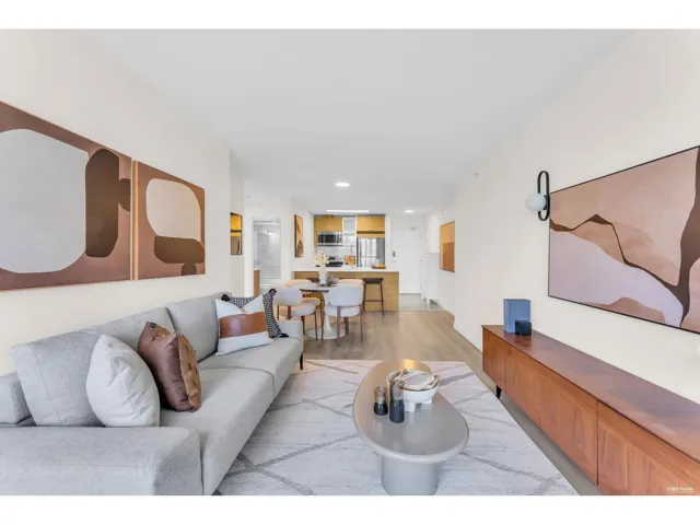 209 9981 WHALLEY BOULEVARD, Surrey, British Columbia V3T0G6
