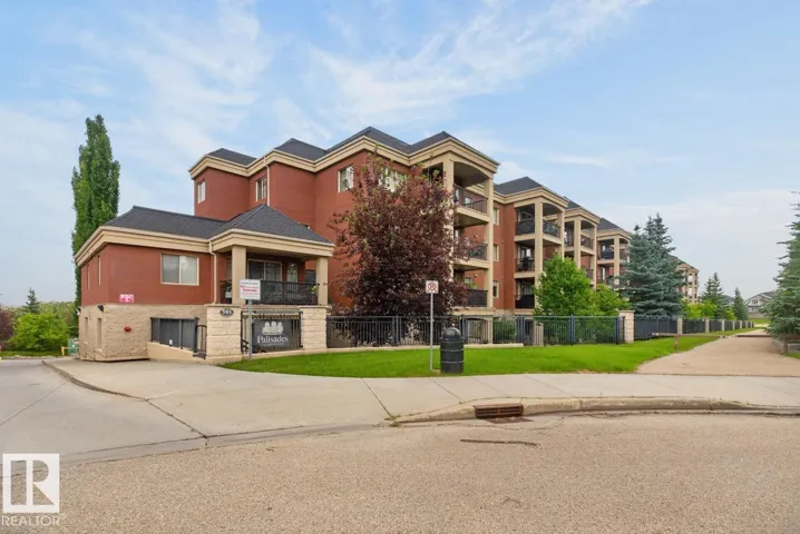 #213 501 Palisades WY, Sherwood Park, Alberta T8H0H8
