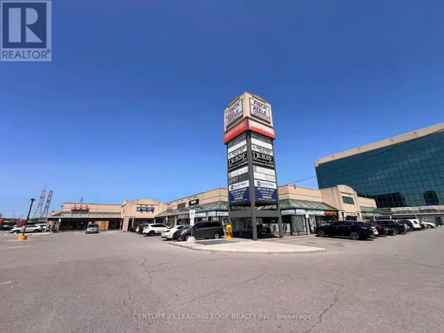31& 32 - 1300 FINCH AVENUE W, Toronto (York University Heights), Ontario M3J3K2