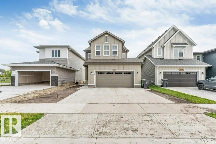 7017 54 AV, Beaumont, Alberta T4X2Z9
