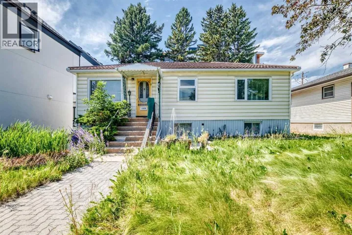 1703 32 Street SW, Calgary, Alberta T3C1N6