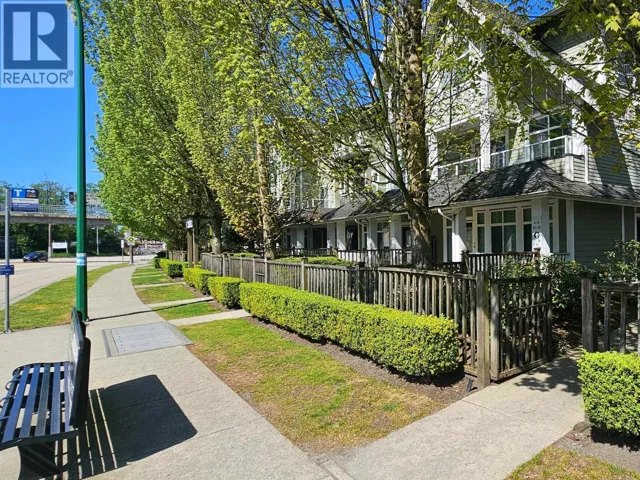 47 6965 HASTINGS STREET STREET, Burnaby, British Columbia V5B4T8