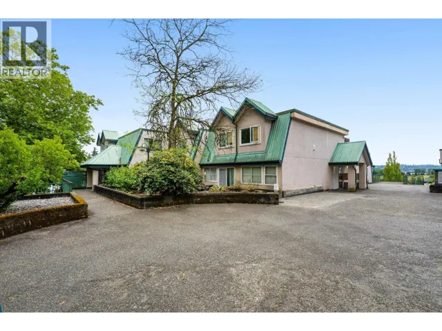 114 918 RODERICK AVENUE, Coquitlam, British Columbia V3K1R1