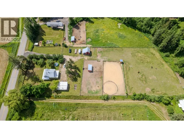 796 Salmon River Road, Salmon Arm, British Columbia V1E3E9