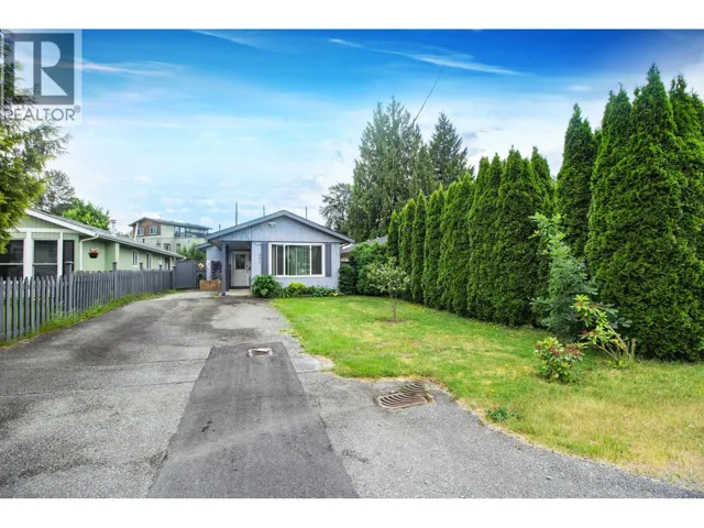 807 GREENE STREET, Coquitlam, British Columbia V3C2B9