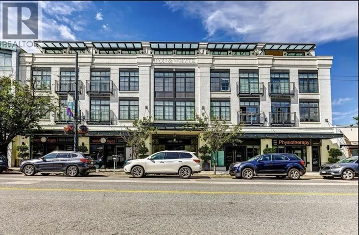 200 4355 W 10 AVENUE, Vancouver, British Columbia V6R2H6