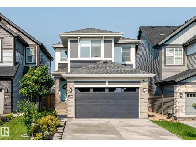 13048 211 ST NW, Edmonton, Alberta T5S0P5