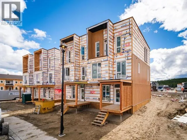 1-244 WITCH HAZEL DRIVE, Whitehorse, Yukon Y1A0T6
