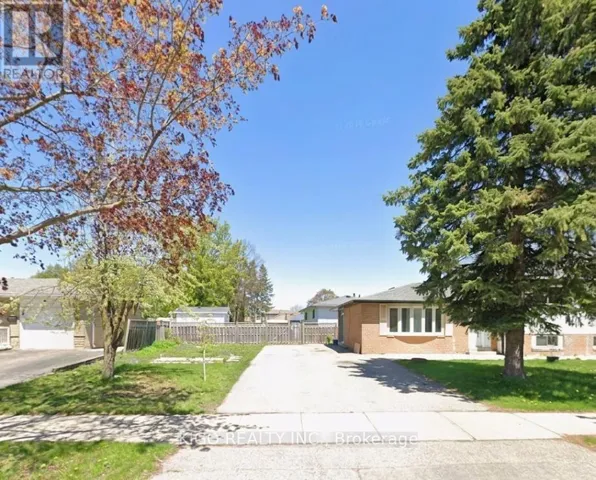 UPPER - 4 MARKWOOD DRIVE, Kitchener, Ontario N2M2H4