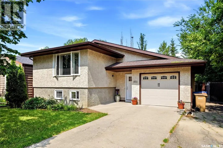 850 RINK AVENUE, Regina, Saskatchewan S4X1W1