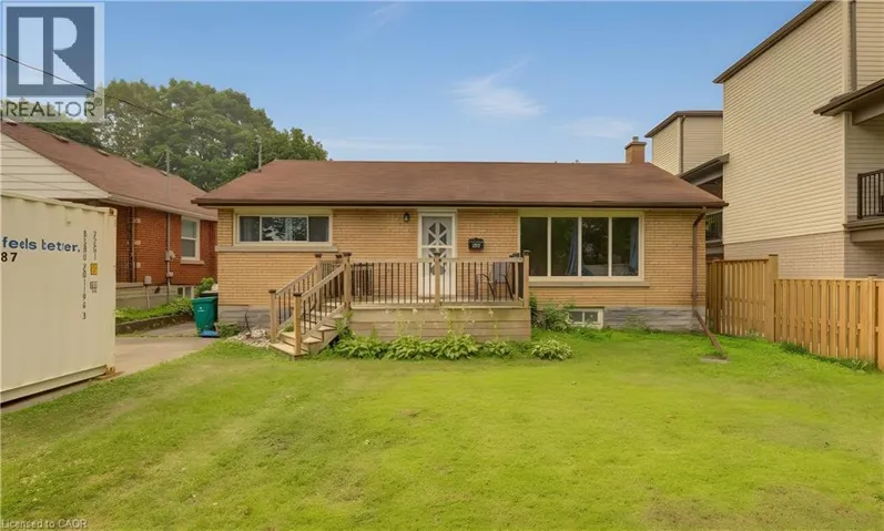 195 BELLEVIEW Avenue, Kitchener, Ontario N2B1G6