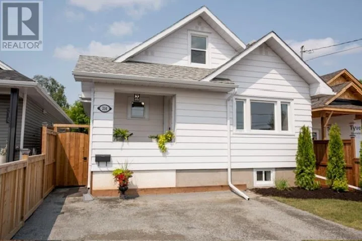 314 Surrey Street, Thunder Bay, Ontario P7A1J9