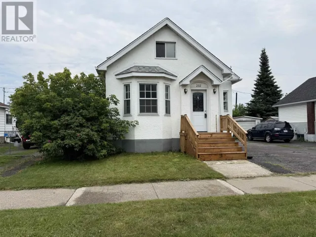232 McKellar ST S, Thunder Bay, Ontario P7E1H7