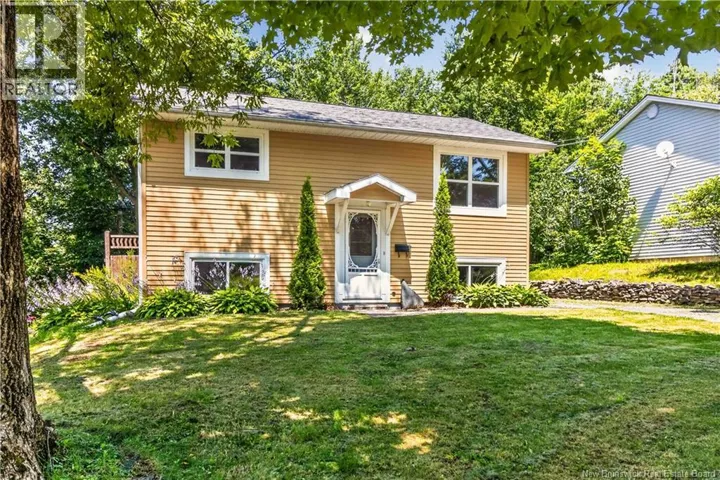 5 Lilac Crescent, Nashwaaksis, New Brunswick E3A2G7