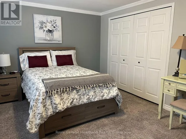 780