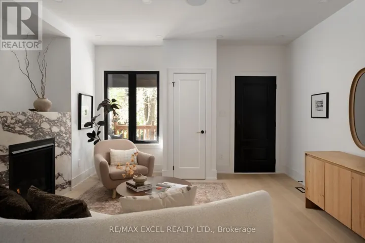 254 BAIN AVENUE, Toronto (North Riverdale), Ontario M4K1G3