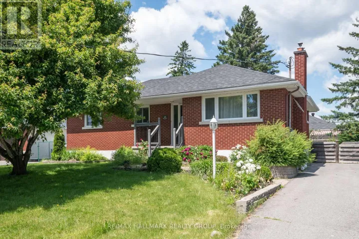 B - 13 DONNA STREET, Ottawa, Ontario K2G2V5