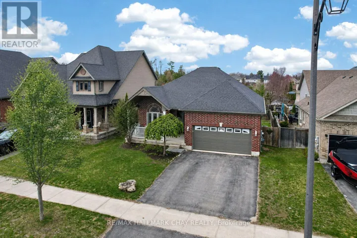 60 BROWNLEY LANE, Essa (Angus), Ontario L3W0P9