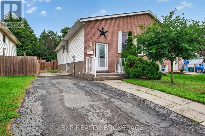 885 LARCHWOOD CRESCENT, Kingston (City Northwest), Ontario K7P2P7