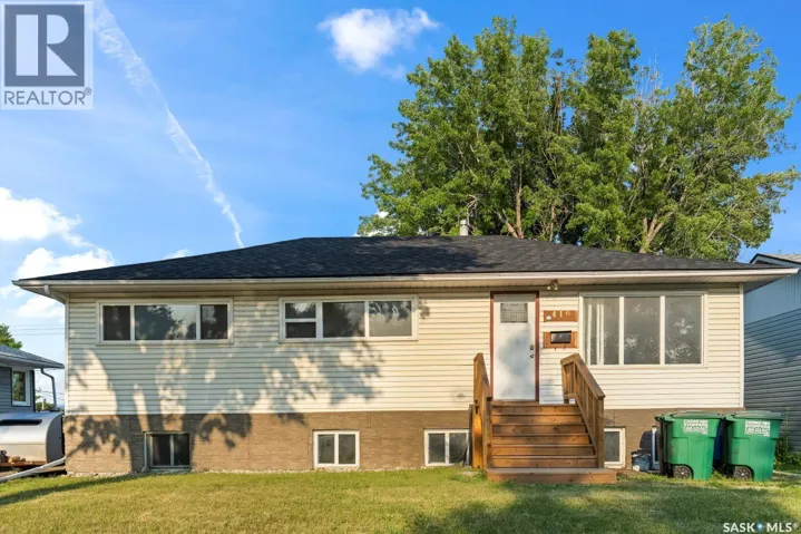 410 P AVENUE N, Saskatoon, Saskatchewan S7L2V9