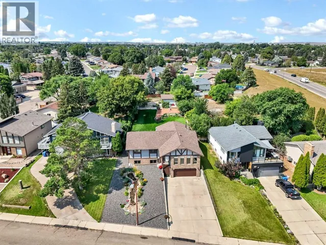 1174 16 Street NE, Medicine Hat, Alberta T1C1P9
