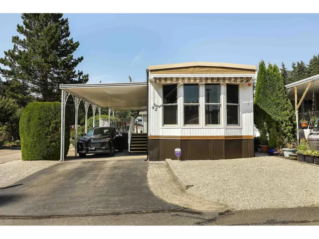 92 2315 198 STREET, Langley, British Columbia V2Z1Z1