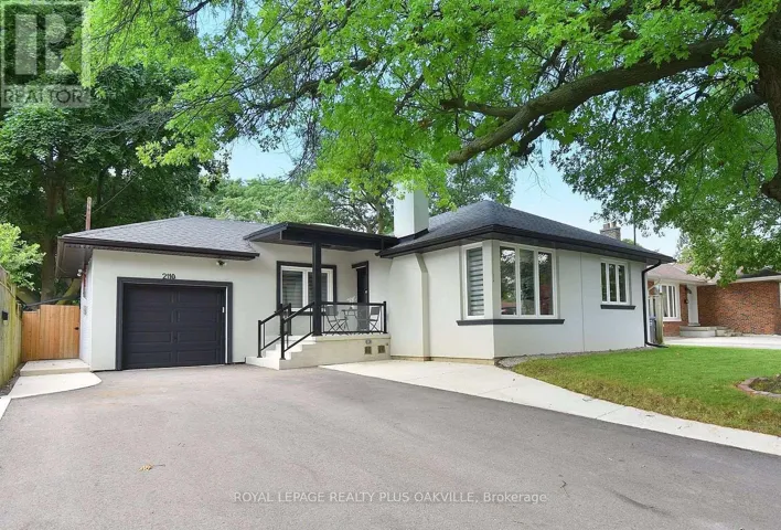 2110 MUNDEN ROAD, Mississauga (Cooksville), Ontario L5A2R2